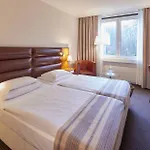 Bredeney מלון 4*