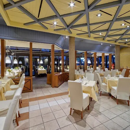 Szálloda Bredeney 4*