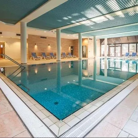 Bredeney Hotel 4*